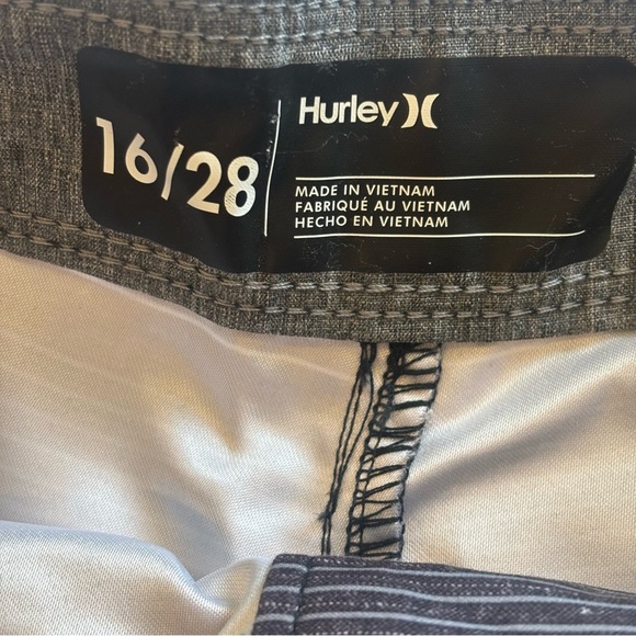 HURLEY Boys Black Striped Swim Shorts Board Shorts Size 16 28” Inseam 9” NWT - Picture 9 of 15